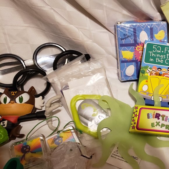 Variety Pack - Kids FUN!! Car Games, Puzzles, Coloring & Activity Books - Picture 7 of 9